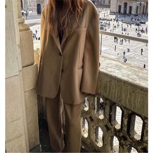 EUC The Frankie Shop Bea Blazer